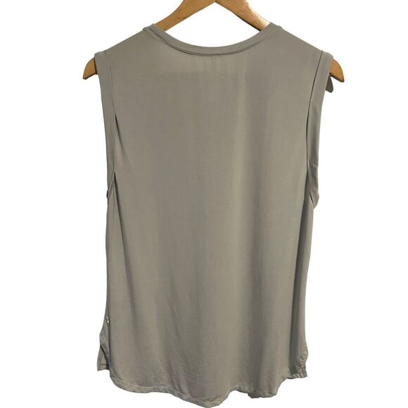 Fabletics Mens Gray Sleeveless Athletic Shirt Small Crew Neck Gym - Picture 9 of 9